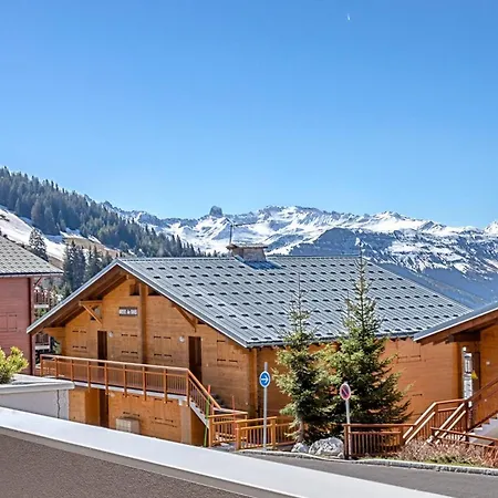 2p Cosy Avec Aux Saisies, Pres Des Pistes - Fr-1-810-5